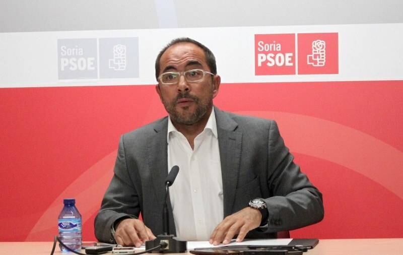 Luis Rey, diputado socialista