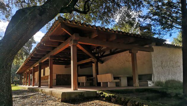 Área recreativa junto a la ermita.