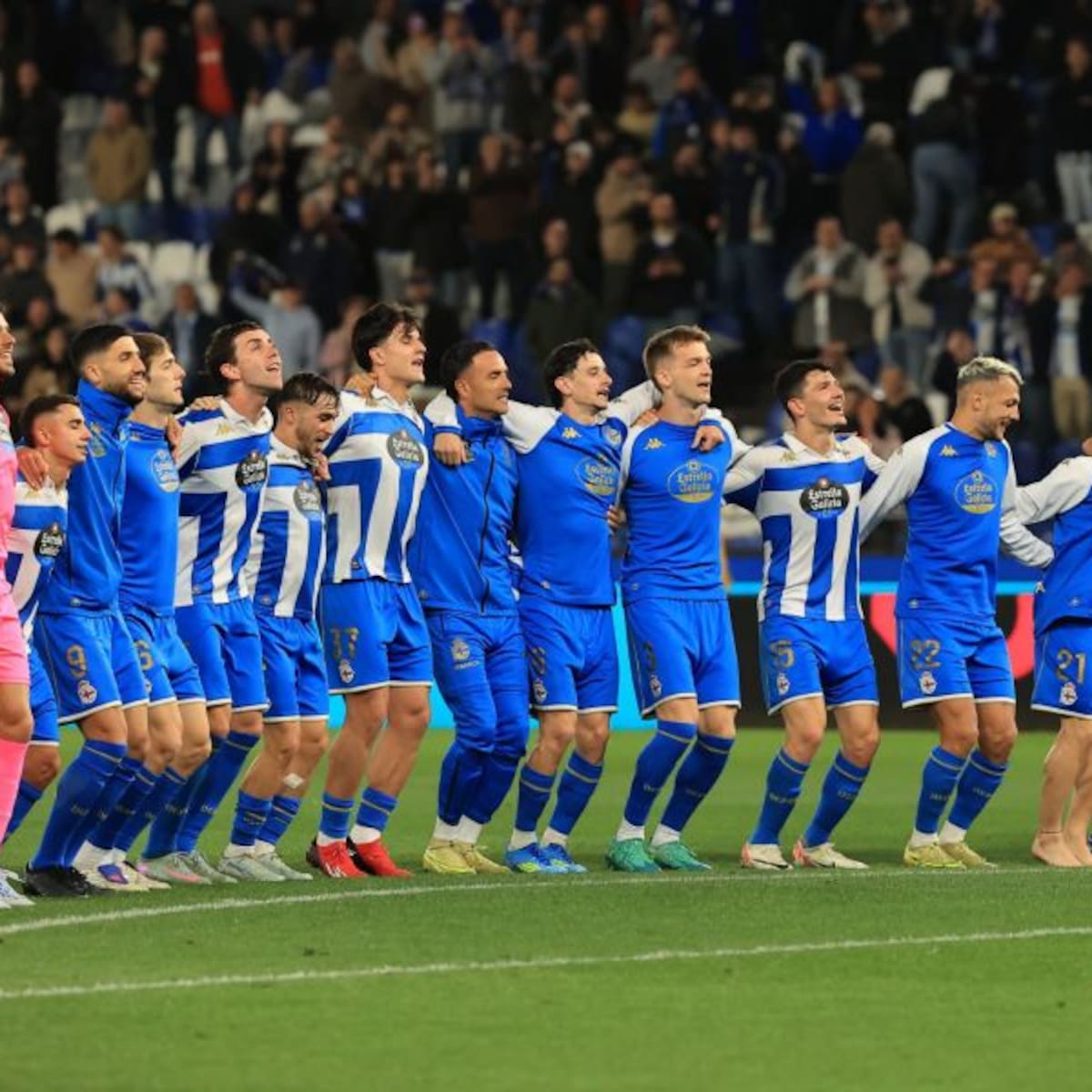 El Almería se tiene que arrimar en Castalia: puerta grande o corná