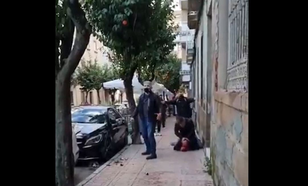 La paliza de unos agentes de la Policía Nacional fuera de servicio a un ciudadano.