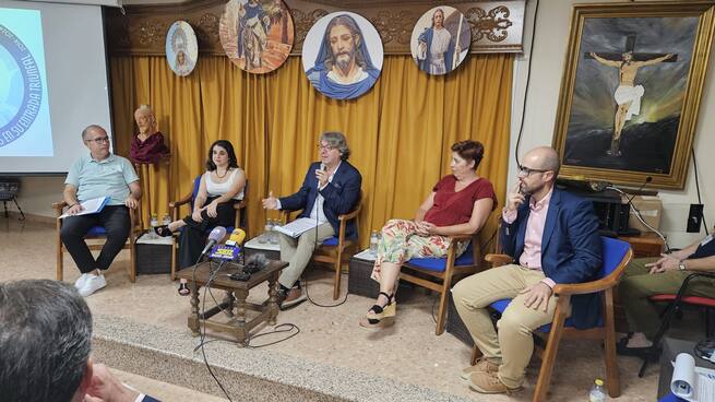 Entrevistas a las coordinadoras Maiana Vílchez e Inmaculada Fernández