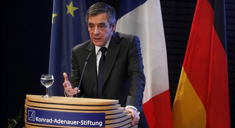 El ex primer ministro francés y candidato presidencial conservaor François Fillon este lunes la Fundación Konrad Adenauer en Berlín.