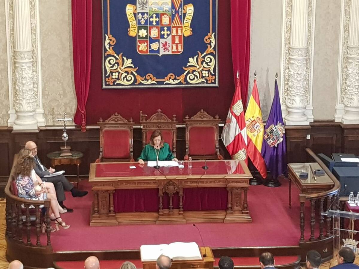 Ángeles Armisén reelegida como presidenta de la Diputación Provincial de Palencia