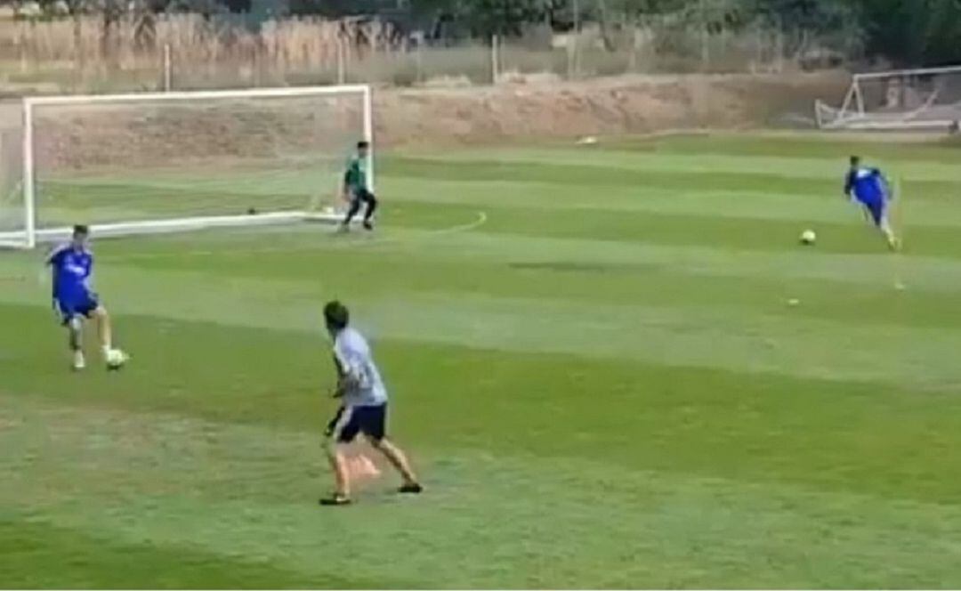 Momento del entrenamiento de este sábado en Boltaña