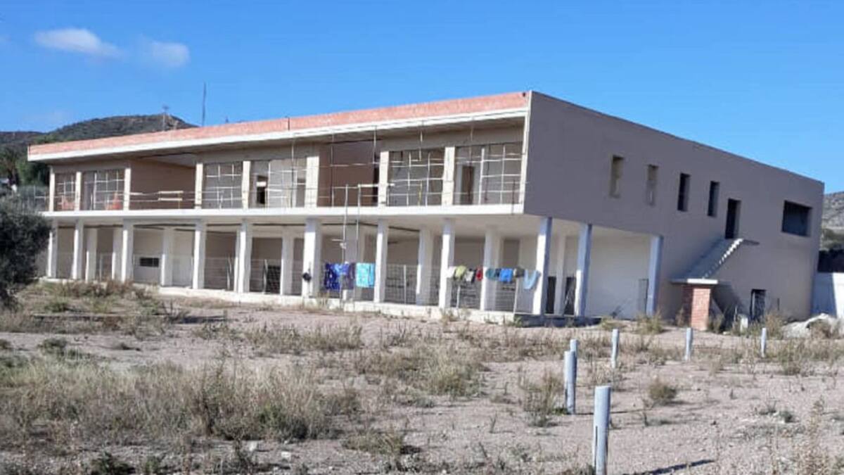 Ocupan el centro de seguridad de Puerto Lumbreras, sin acabar desde 2011
