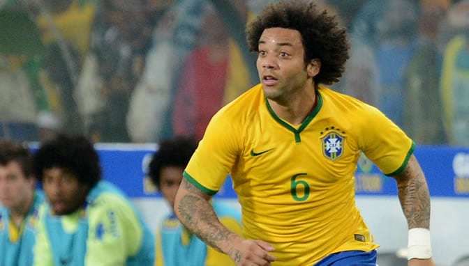 Marcelo, durante un partido con la selección brasileña