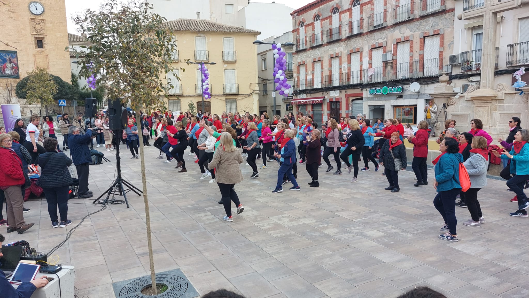 Momento del taller dirigido por Rosa M ª Viedma