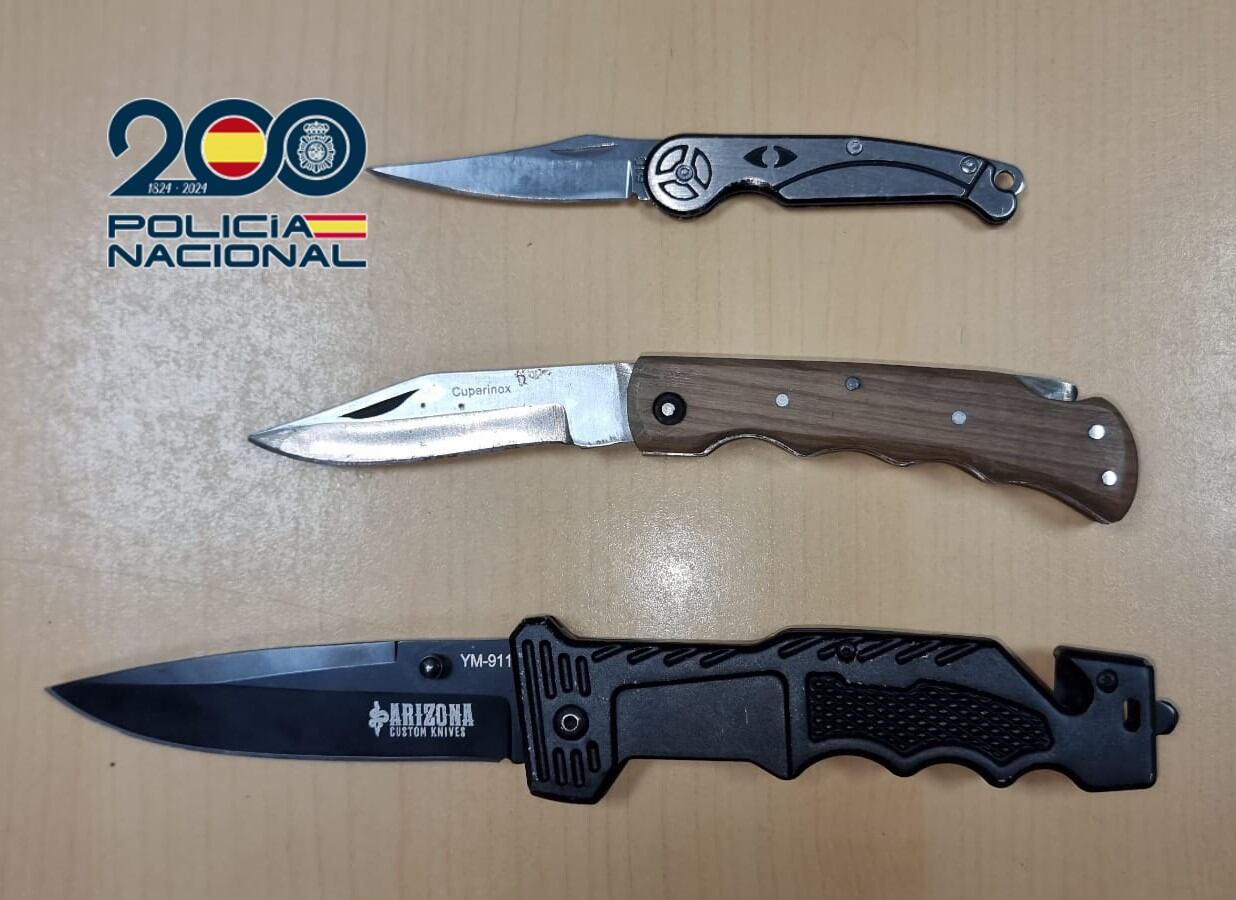 Armas decomisadas por la Policía Nacional en una pelea en València