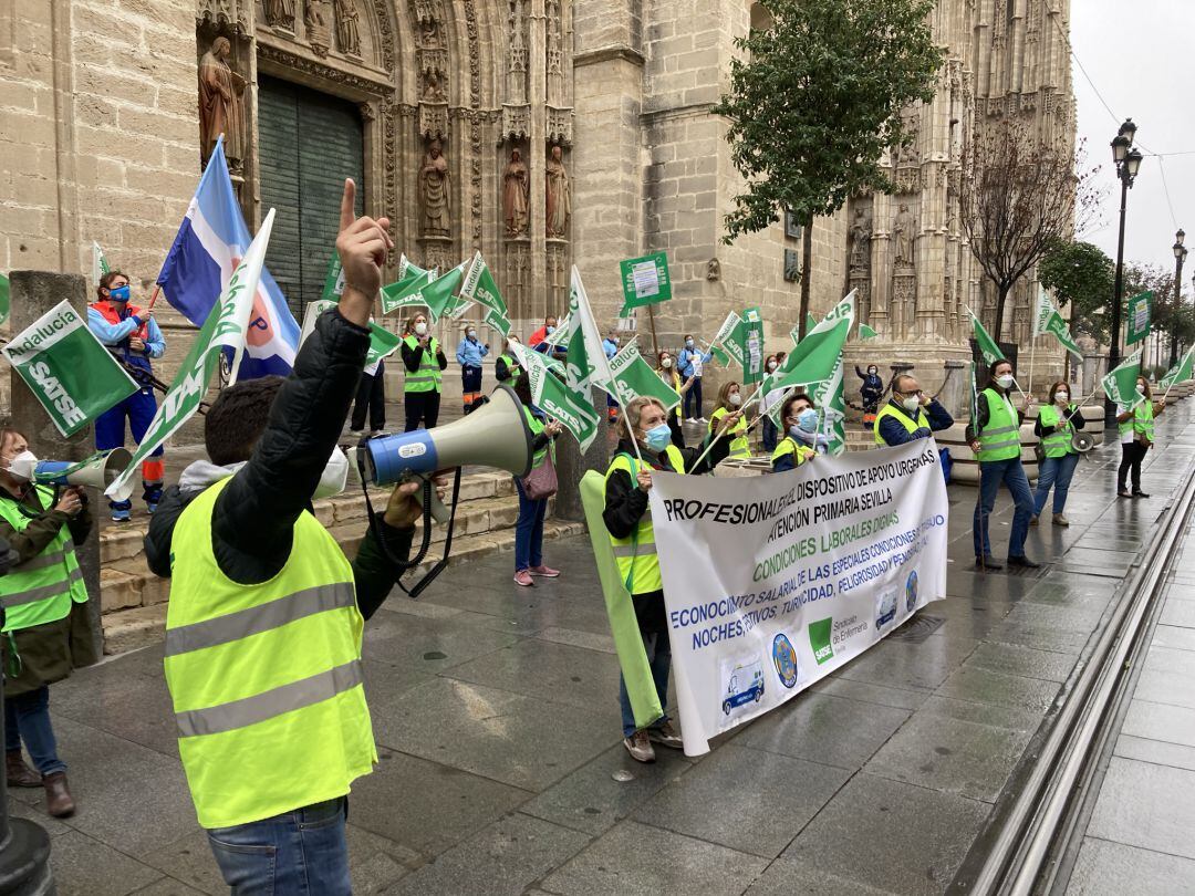 Concentración de protesta de Satse.