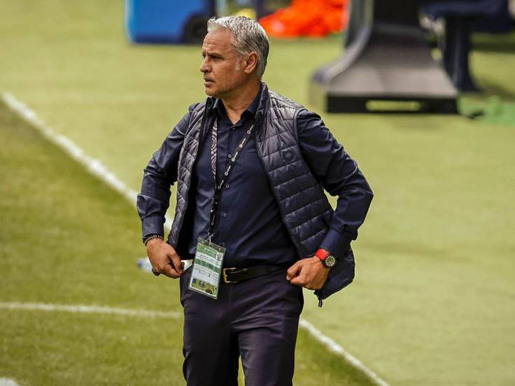 El técnico del Málaga Sergio Pellicer, fue expulsado con roja directa en el partido contra el Antequera