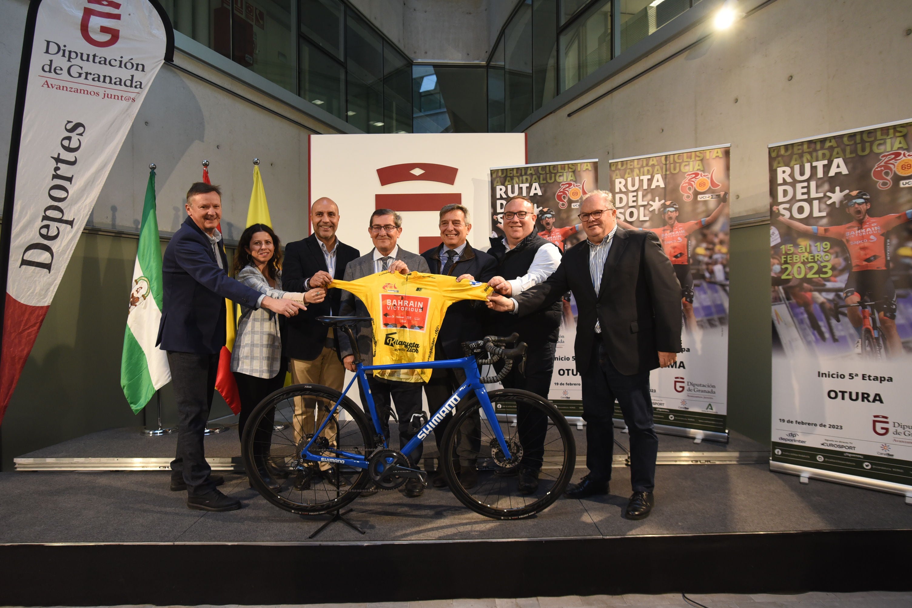 Presentación Vuelta Ciclista Andalucía en Granada