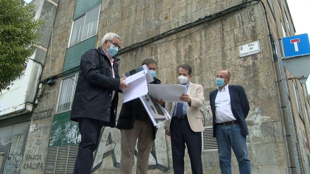 Abel Caballero junto a varios concejales del gobierno