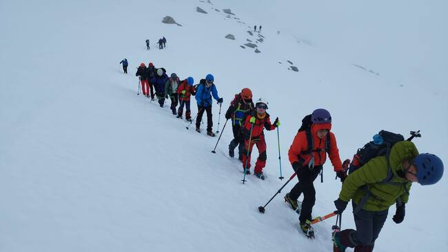 La condiciones meteorológicas fueron adversas. Foto: Montañeros de Aragón de Barbastro
