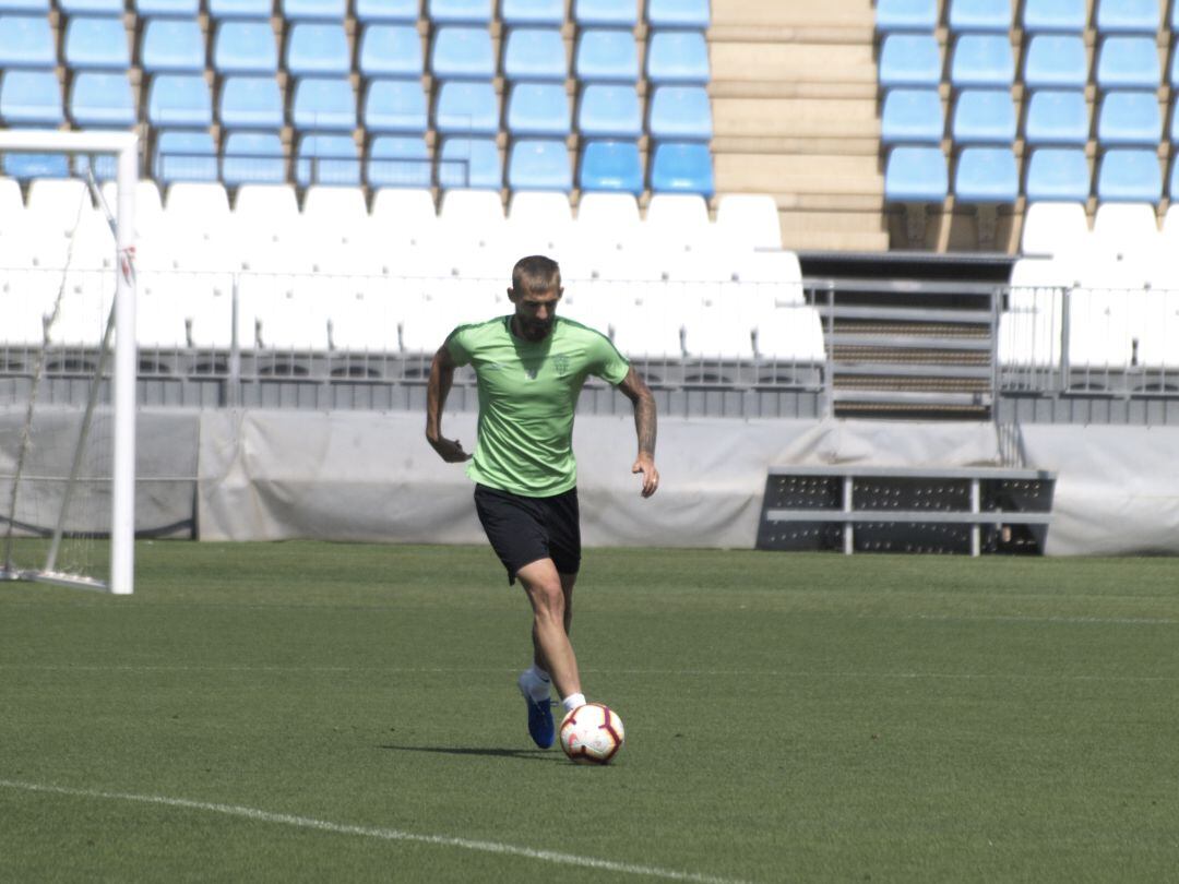 Esteban Saveljich en el Mediterráneo.