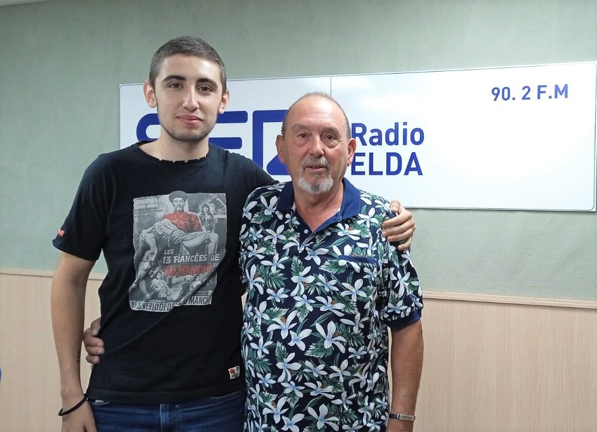 Ángel y Ernesto, juntos el Día de los Abuelos