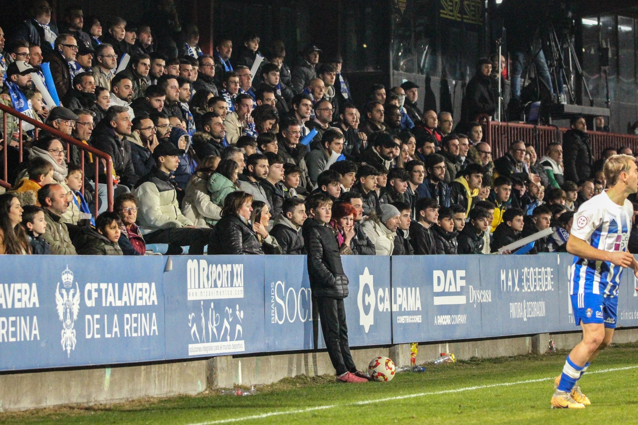 Público del estadio municipal El Prado
