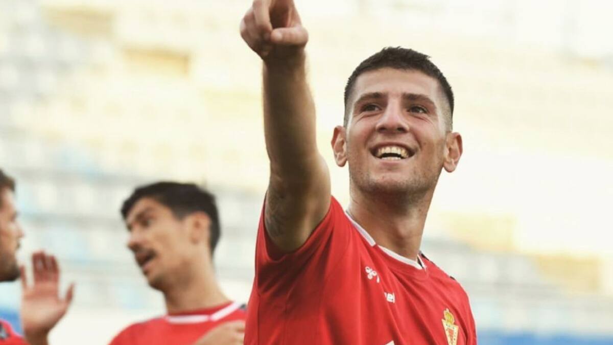 Acuerdo total entre el Real Murcia y Alberto Toril, a falta del visto bueno del Piast Gliwice