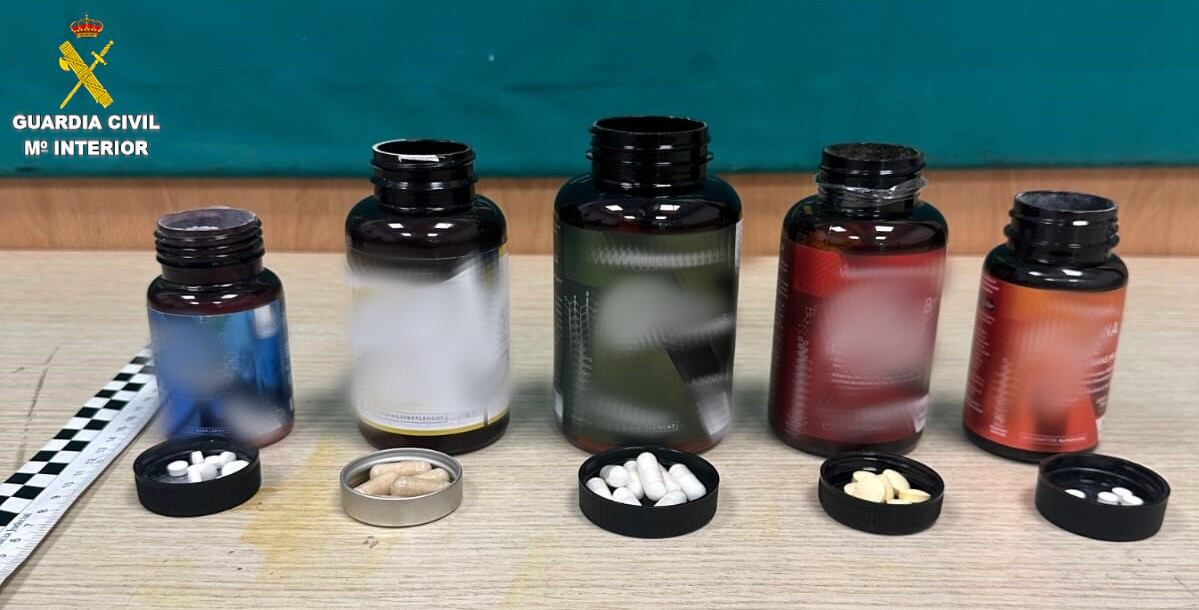 Comprimidos de MDMA confiscada por la Guardia Civil a un pasajero en el Aeropuerto del Prat