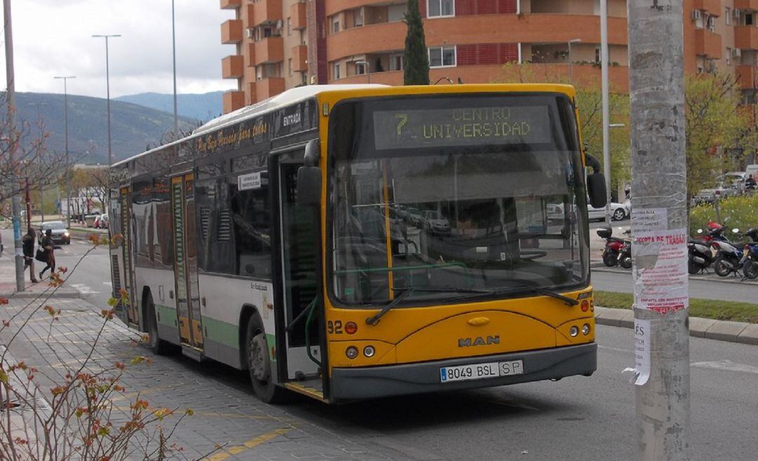 El comité de empresa confía en que Autobuses Castillo pague las nóminas de octubre en tiempo y forma