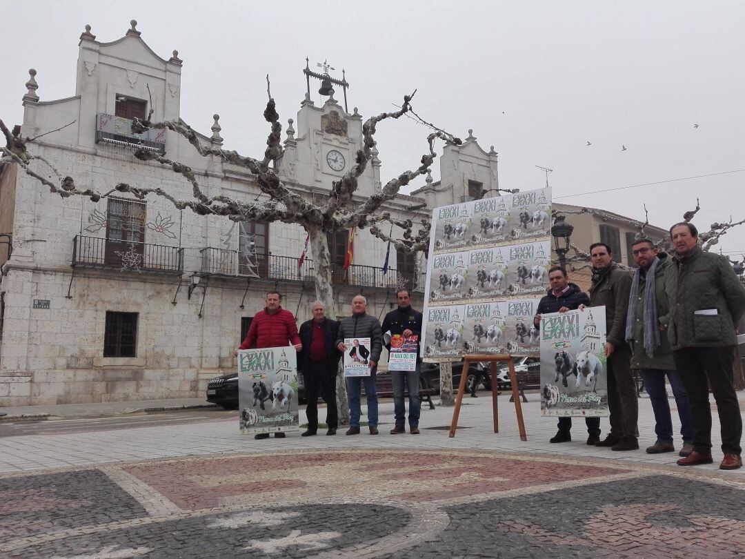 Presentación del cartel del Campeonato de Galgos en Nava del Rey