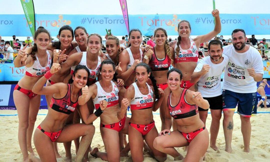 La roblense con su equipo