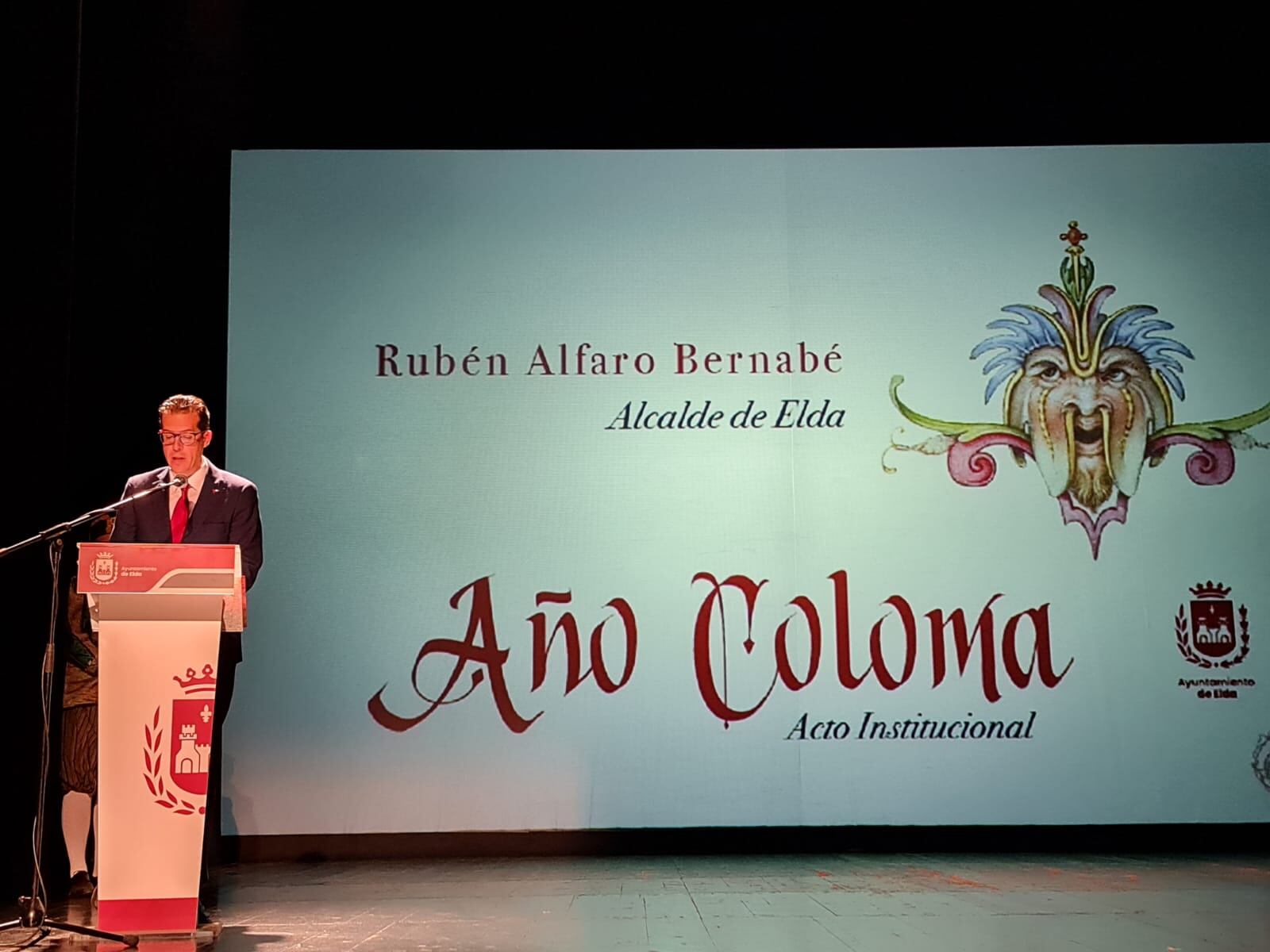 Rubén Alfaro, alcalde de Elda en el acto institucional del "Año Coloma"