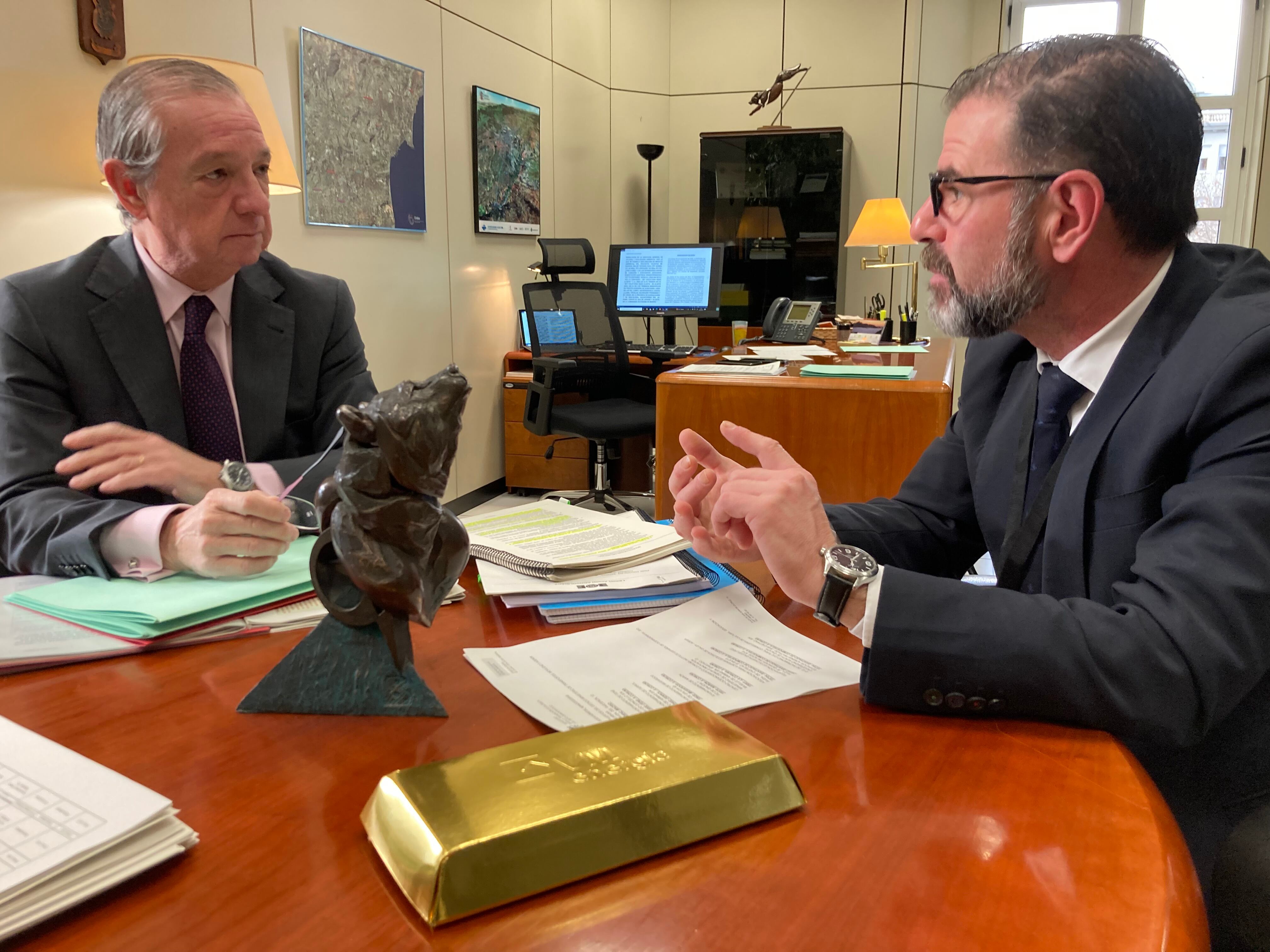 Mato, en su reunión en Madrid (foto: Concello de Ferrol)