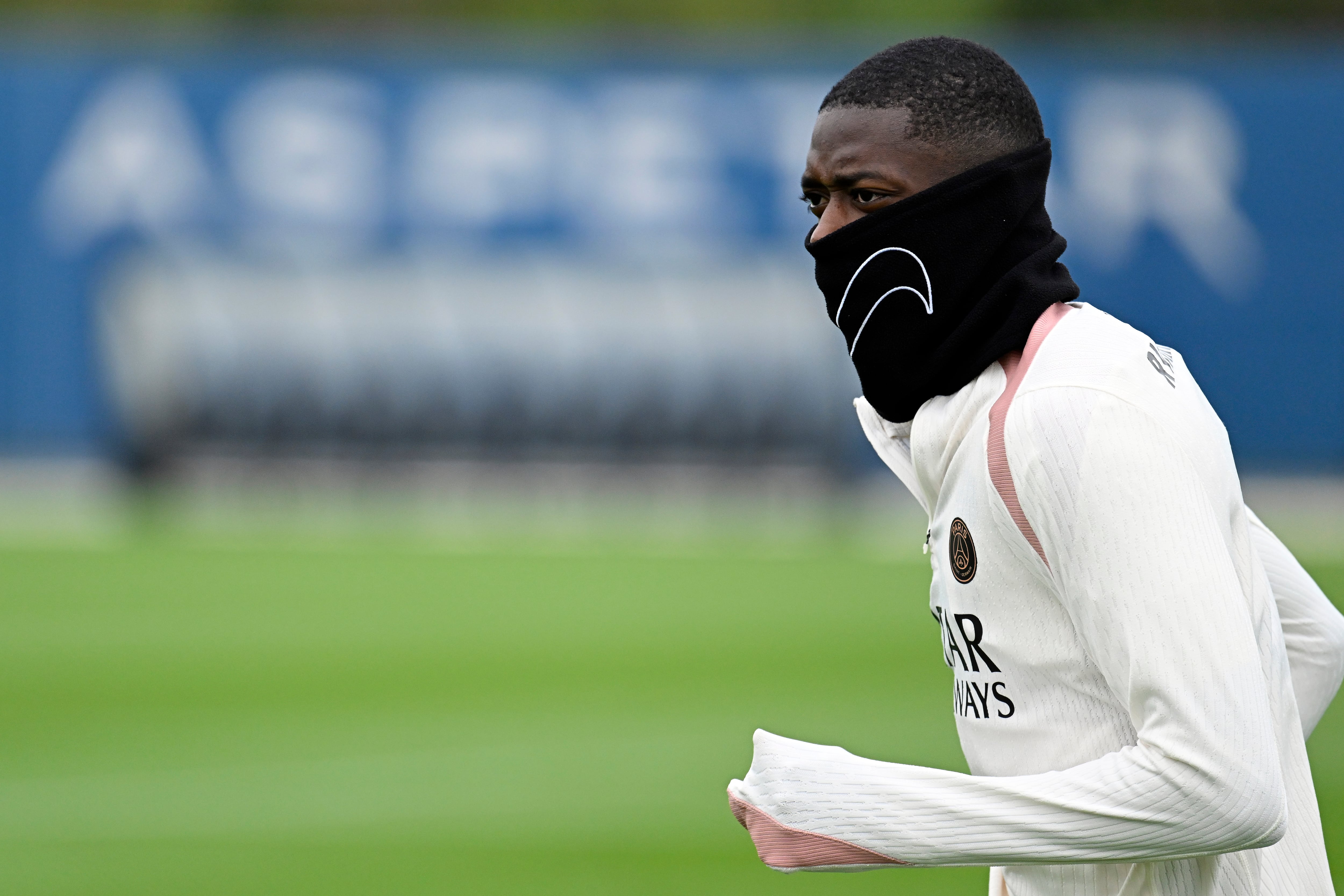 Ousmane Dembélé, durante un entrenamiento del PSG