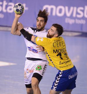 Juanjo Fernández volvió a ser determinante en defensa