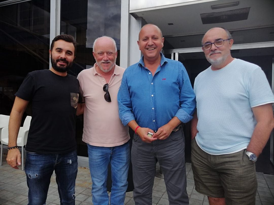 David González, Ismael Díaz Galán, Manfredo Álvarez y José Vicente Piñera en el restaurante Bellavista.