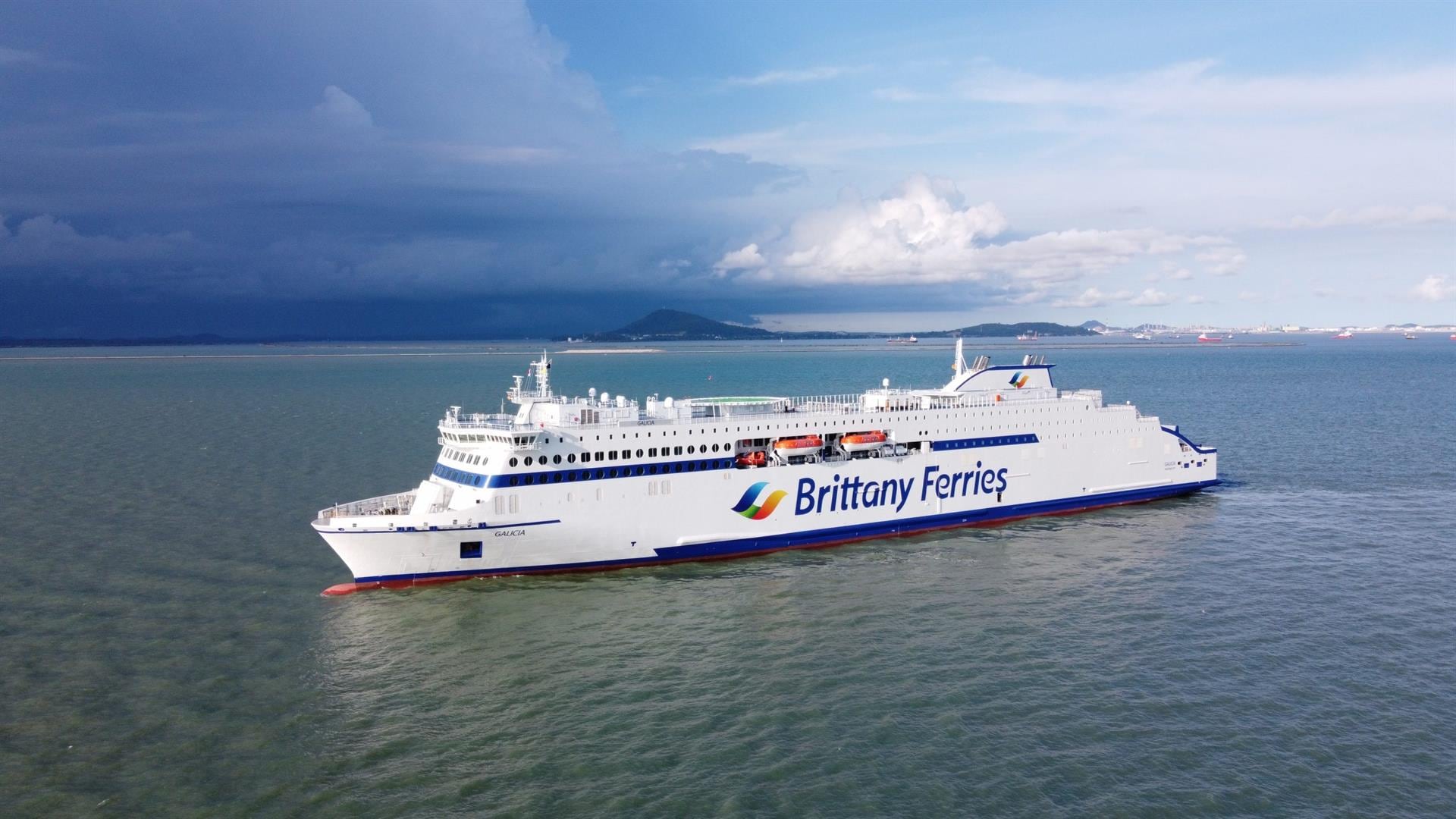 Ferry de la compañía Brittany Ferries