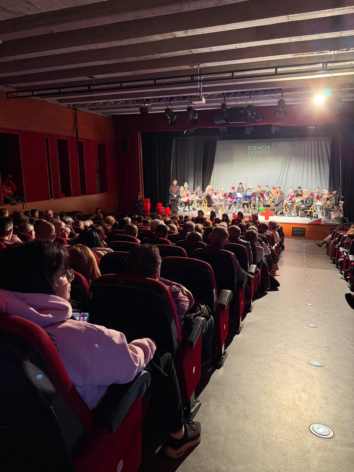 El auditorio registró lleno