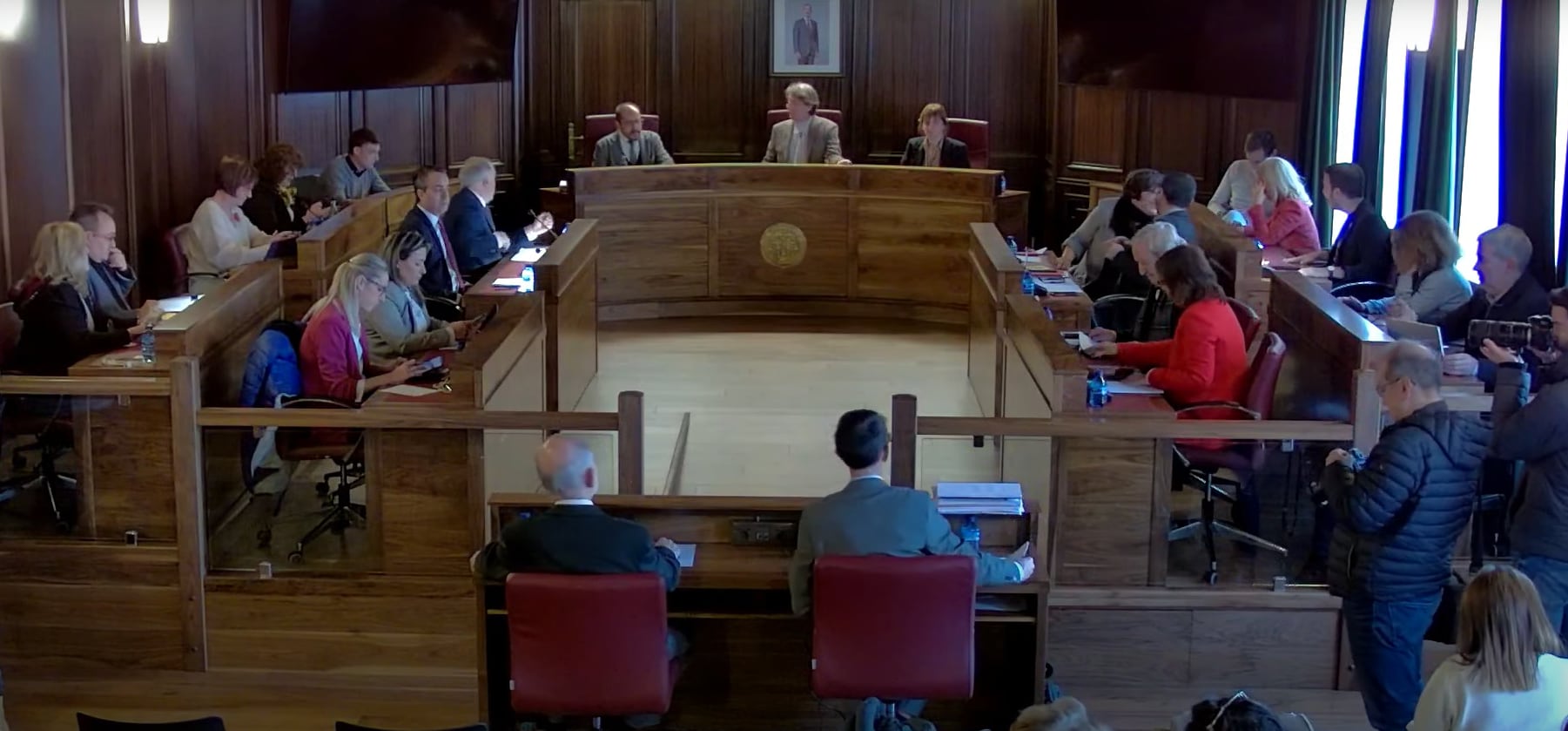 Pleno del Ayuntamiento de Soria, donde se ha discutido sobre la necesidad de que la Junta acometa un nuevo centro de emergencia para mujeres maltratadas.