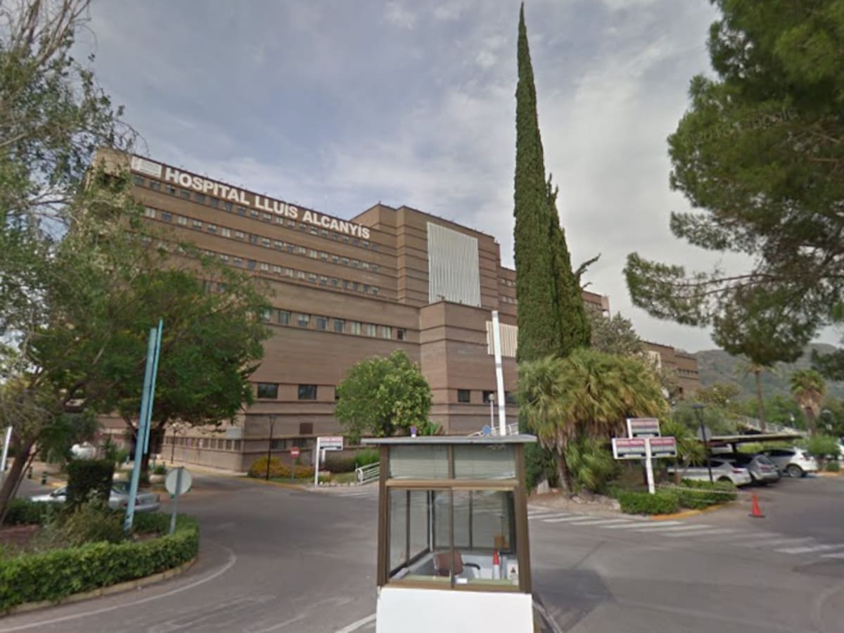 La dirección de Xàtiva-Ontinyent asegura que no hay déficit de internistas