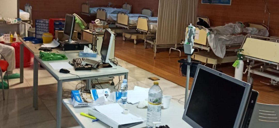 Imagen de las Urgencias del Hospital General el día que se sacaron camillas a la sala de espera