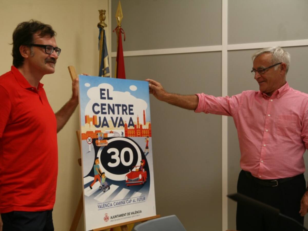 En el centro, a 30 km/h