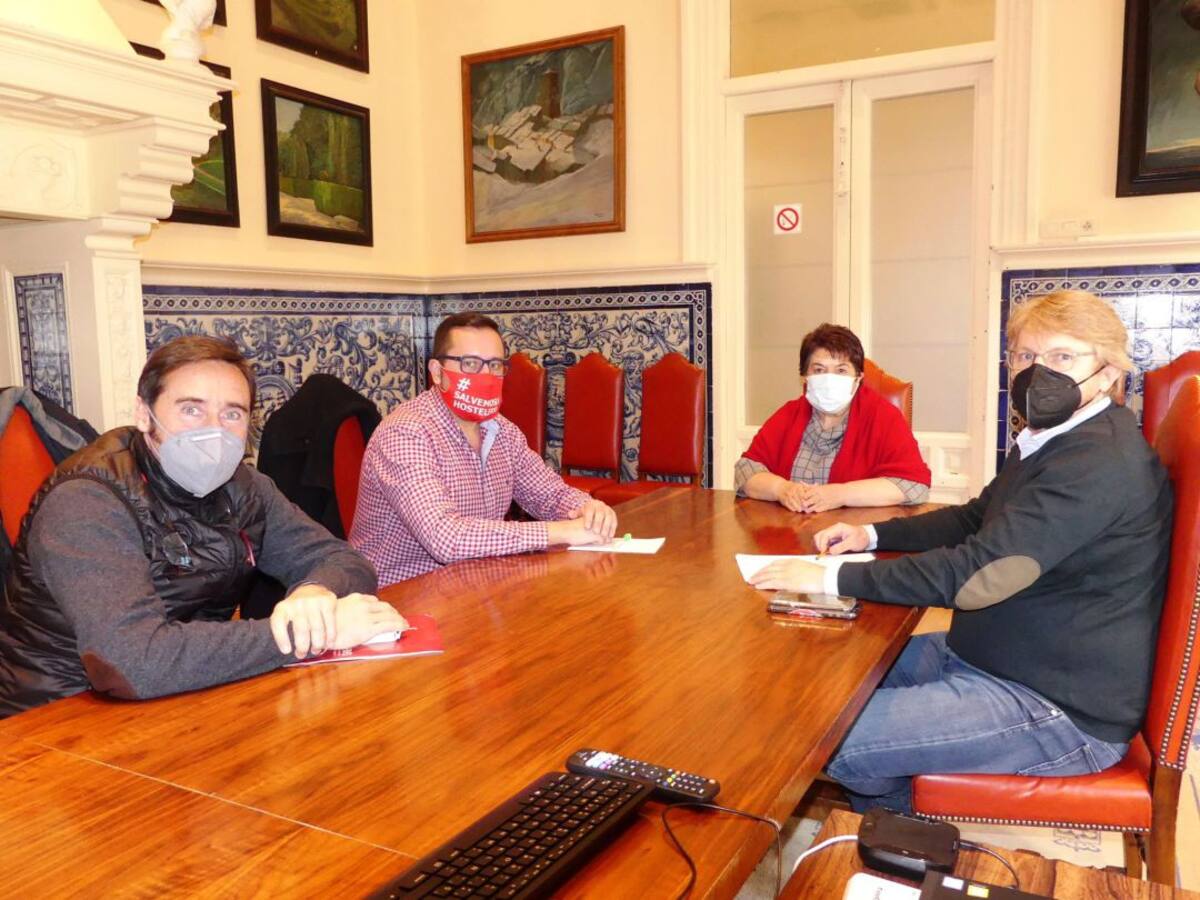 Los hosteleros segovianos trasladan al Ayuntamiento la necesidad de contar con ayudas urgentes