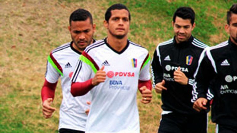 Roberto Rosales con Venezuela