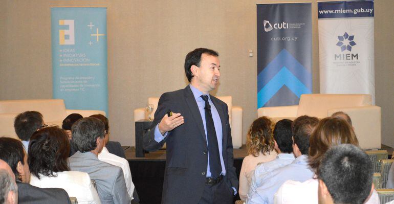 El professor Enric Segarra oferirà una conferència durant el fòrum.