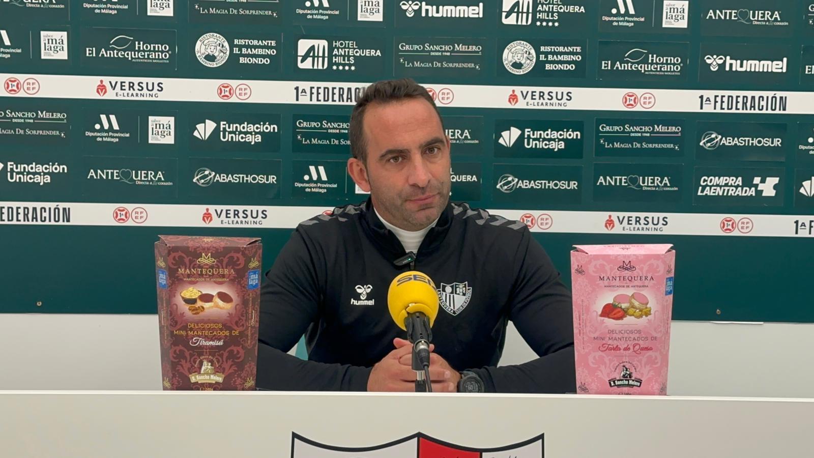 Alberto Aguilar, en rueda de prensa