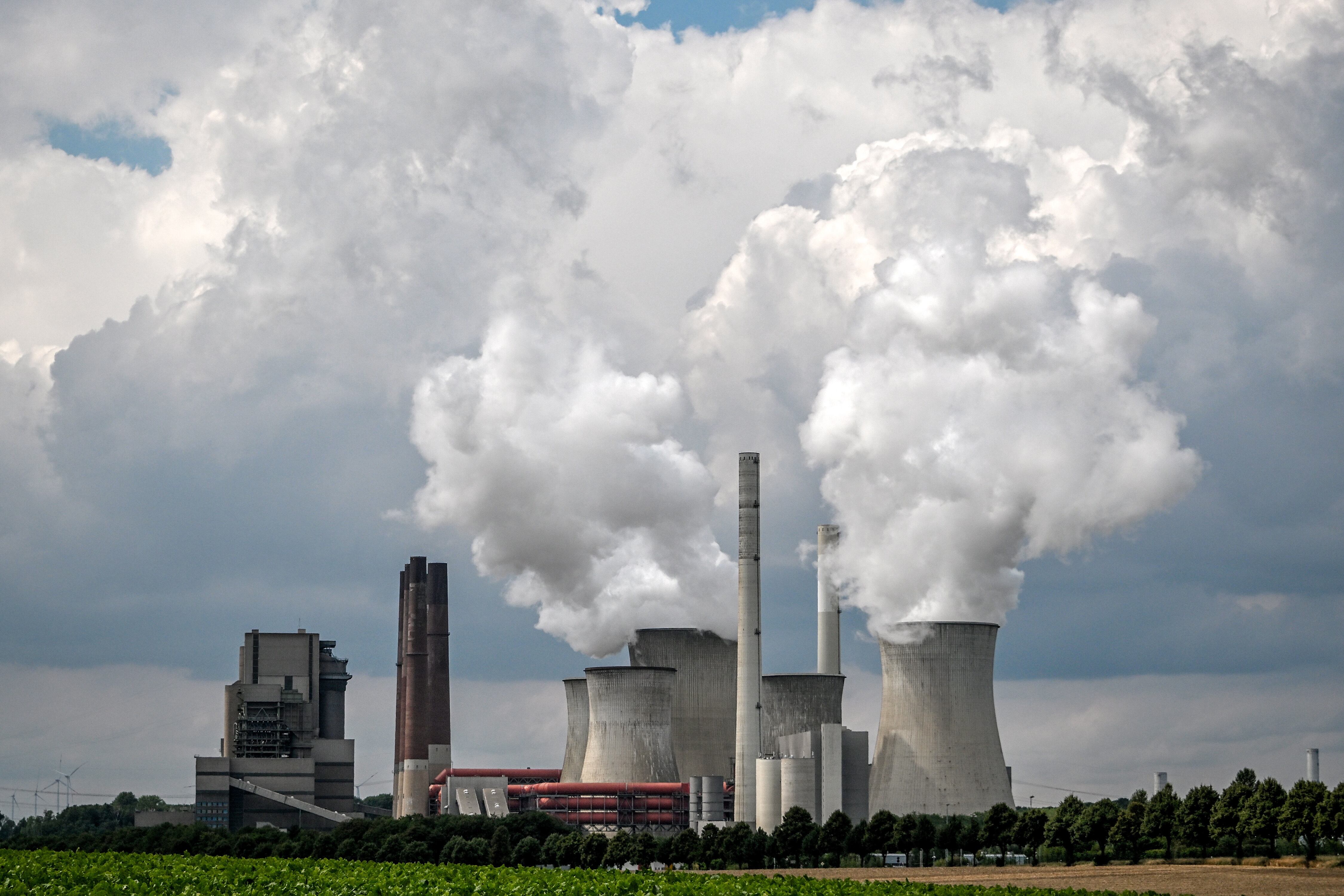 La central térmica de Neurath, operada por la empresa RWE, cerca de Grevenbroich (Alemania).