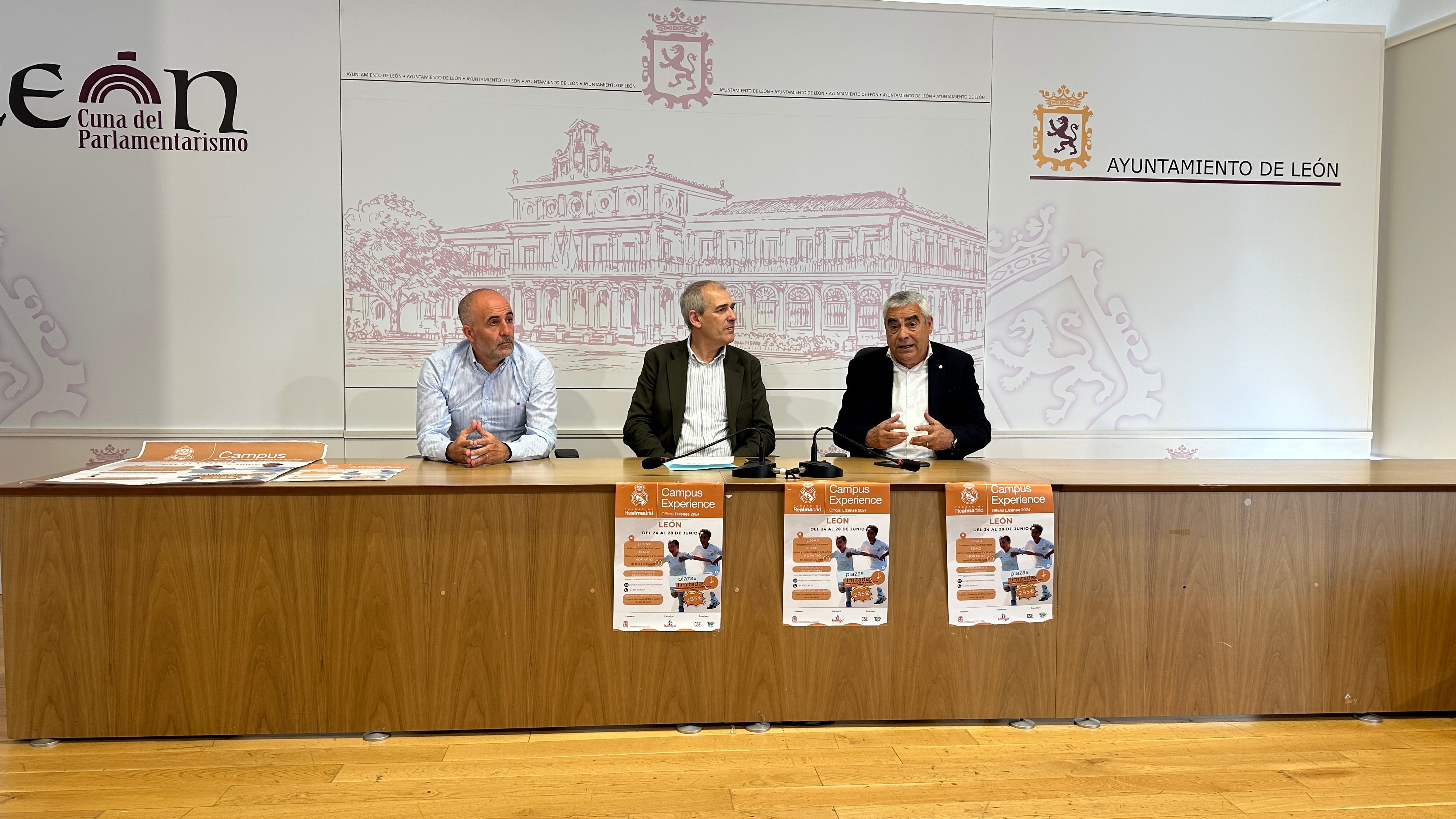 Presentación del evento en el Ayuntamiento de León.