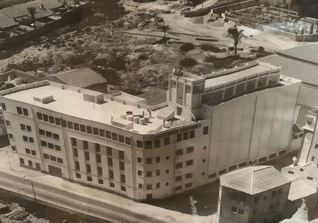 Imagen de los años 60 de la fábrica de harinas ubicada en  la zona de Benalúa
