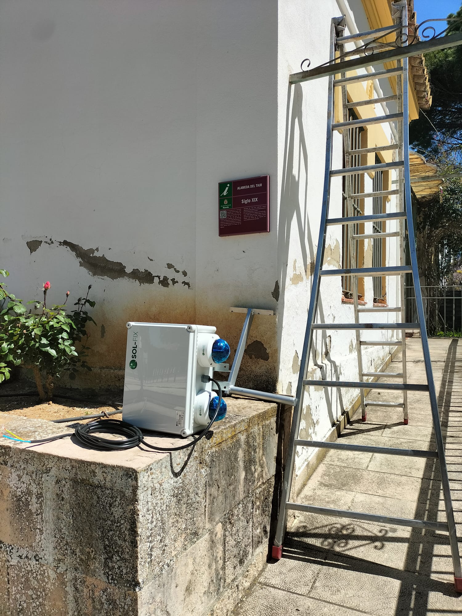 Cámara de videovigilancia en la Alameda del Tajo