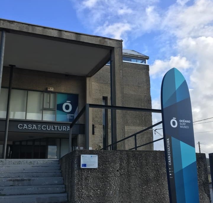 Entrada del Museo del Surf de Valdoviño