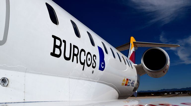 Uno de los aviones que se fletaron para promocionar a Burgos como destino turístico desde Villafría