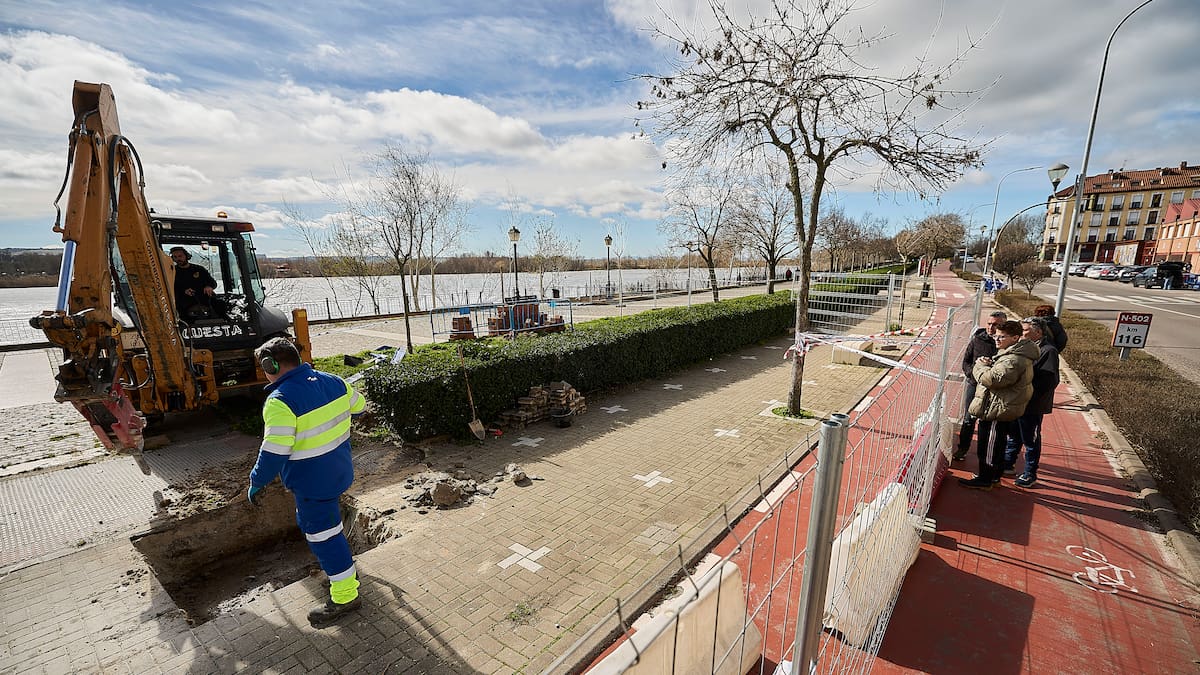 Talavera da por finalizadas las labores de achique y los bomberos se retiran de las zonas inundadas