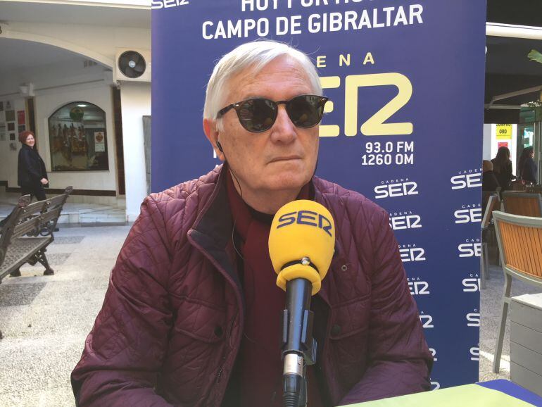 Francisco García Corral durante siu intervención en Hoy por Hoy para presenta su novela "La última imagen".