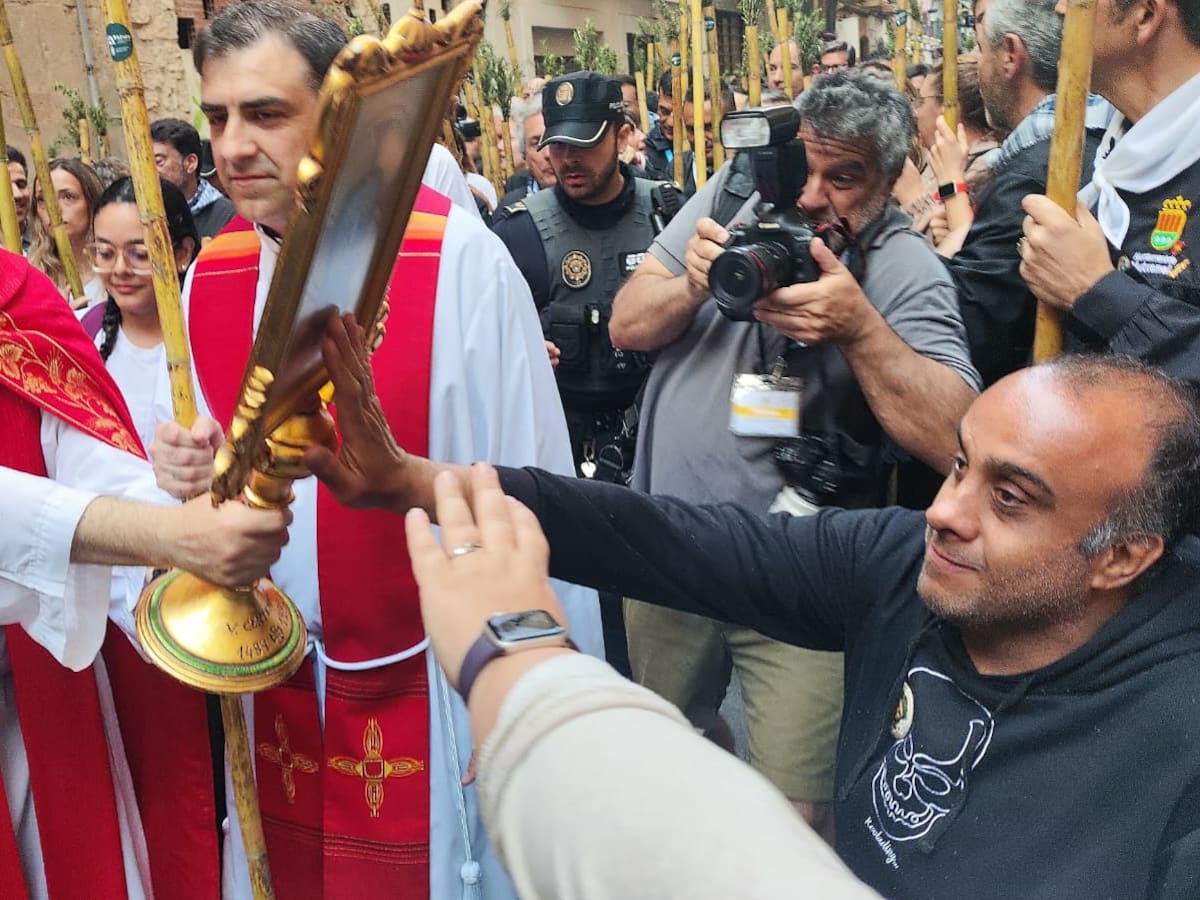 El Consell aprueba el decreto que declara la Romería de la Santa Faz de Alicante BIC inmaterial