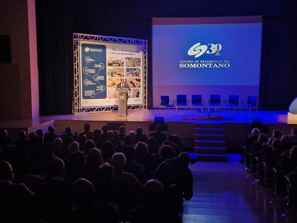Javier Rincón en la clausura del 30 aniversario del Ceder Somontano